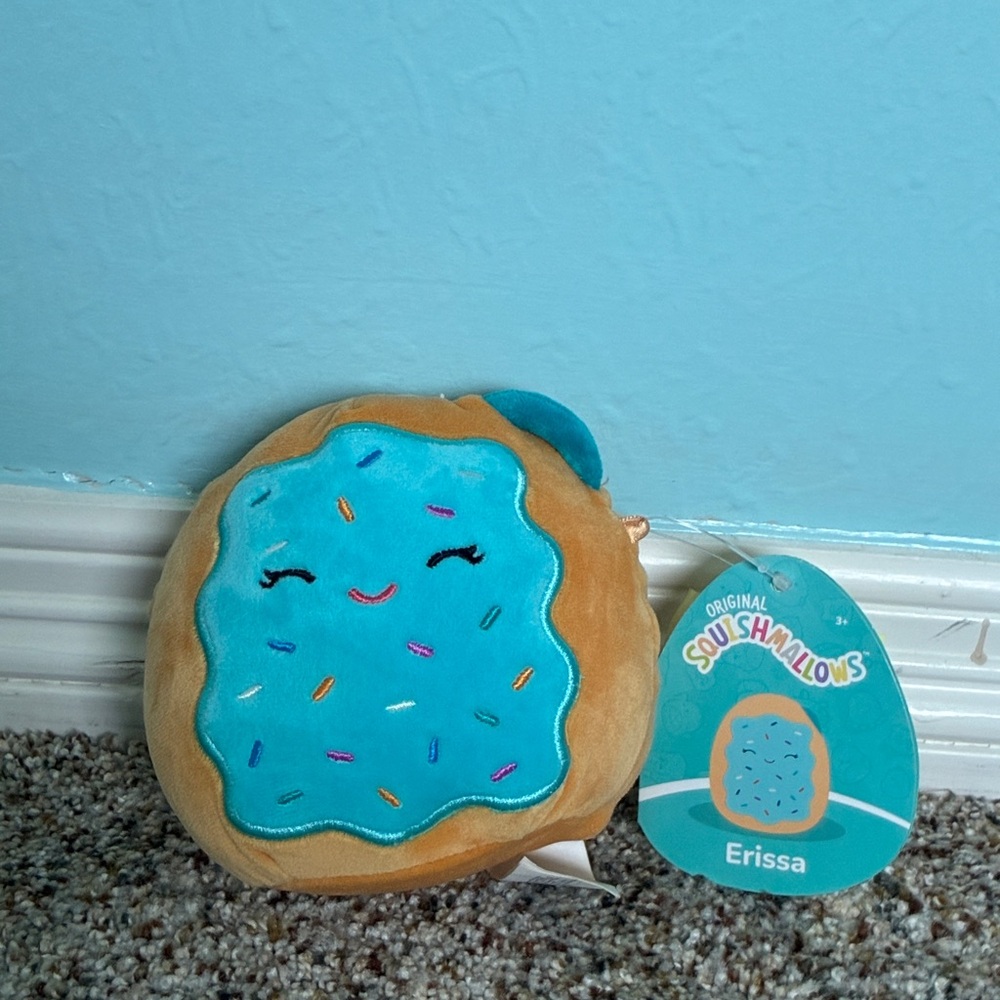 Squishmallows Erissa 5” NWT